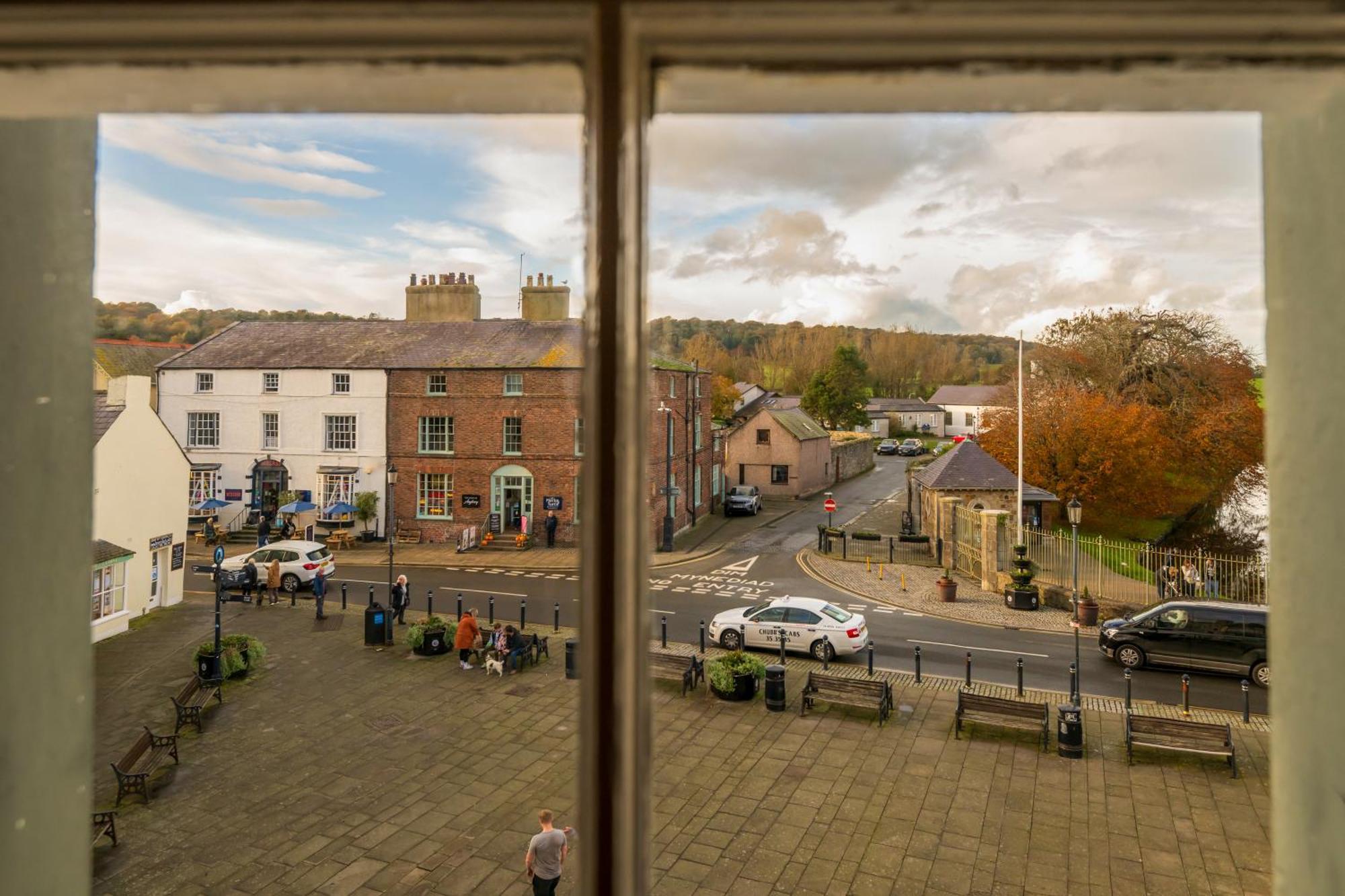 Hotel Castle Court Beaumaris Esterno foto