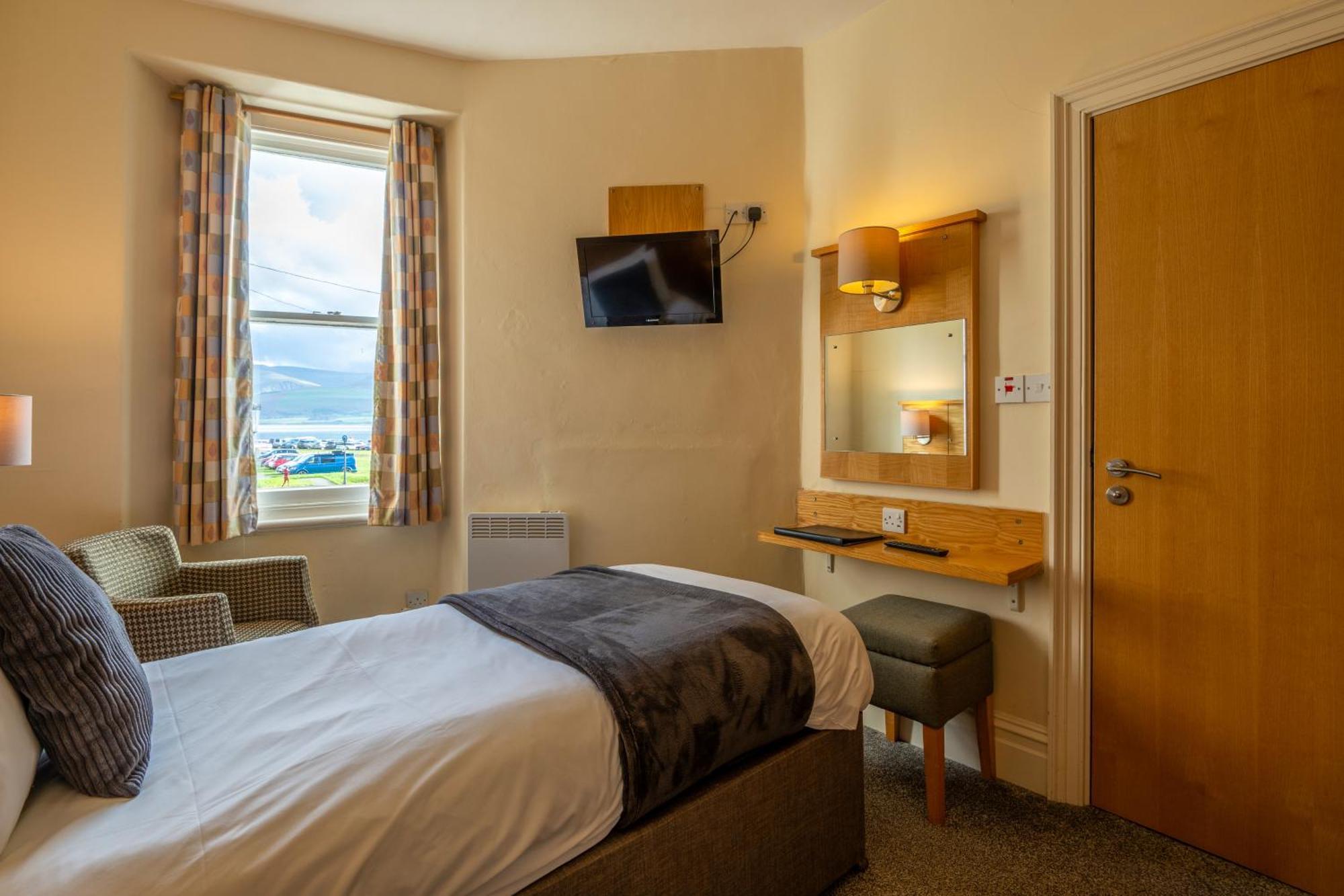 Hotel Castle Court Beaumaris Esterno foto