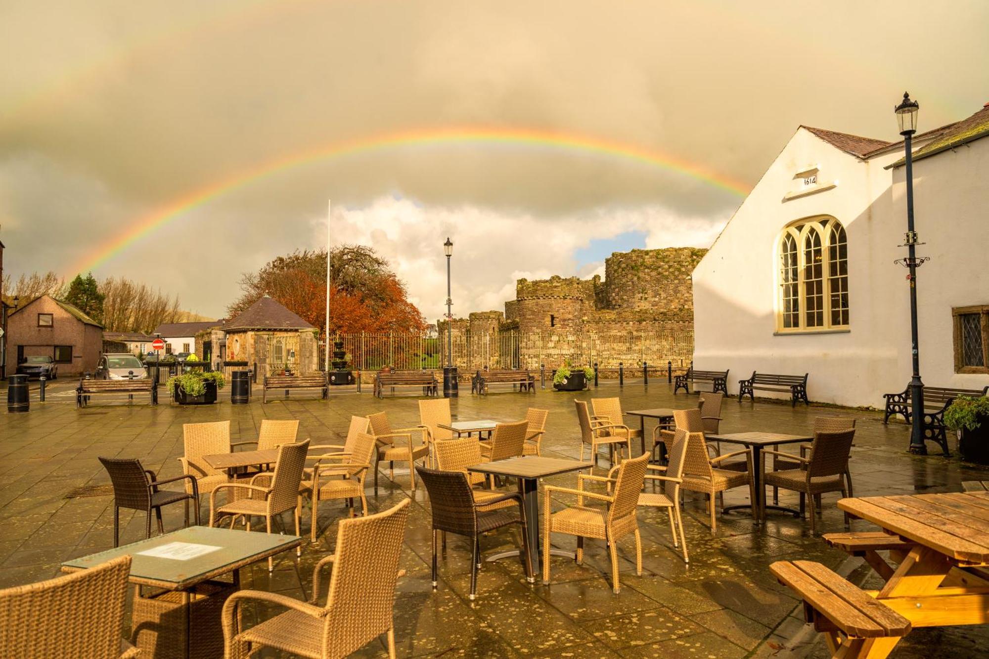 Hotel Castle Court Beaumaris Esterno foto